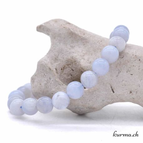 Bracelet Calcédoine Bleue - 8mm - Nº14063-1 disponible dans la boutique en ligne Kûrma. Votre magasin de pierre et minéraux en suisse