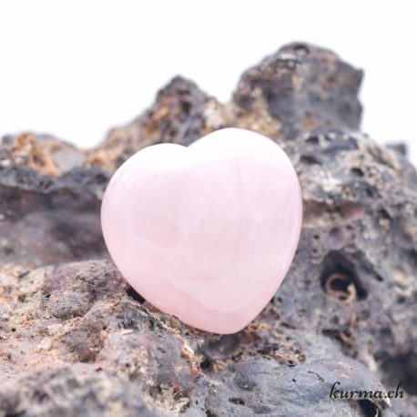 Coeur 2 cm - Quartz Rose - Nº14240-2 disponible dans la boutique en ligne Kûrma. Votre magasin de pierre et minéraux en suisse