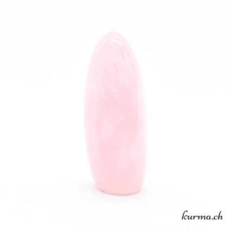 Menhir Quartz Rose - Nº-4 disponible dans la boutique en ligne Kûrma. Votre magasin de pierre et minéraux en suisse