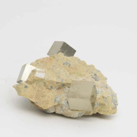 Pyrite-sur-matrice-N°5581.1-116gr-8×5,5x3cm-2