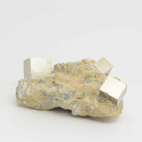 Pyrite-sur-matrice-N°5581.1-116gr-8×5,5x3cm-4