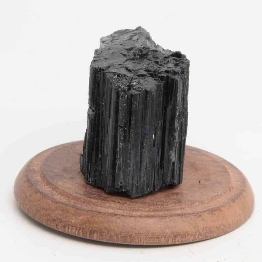 Lithothérapie et confinement guide pratique et vidéo • Tourmaline noire N°5424.8 64gr 37x3x28cm 2 Tourmaline noire N°5424.8 64gr 37x3x28cm 2