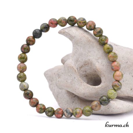 Acheter Bracelet Unakite 6mm - N°15311-1 dans la boutique en ligne Kûrma. Spécialisé dans des pierres de qualité directement importer depuis les artisans lapidaires.