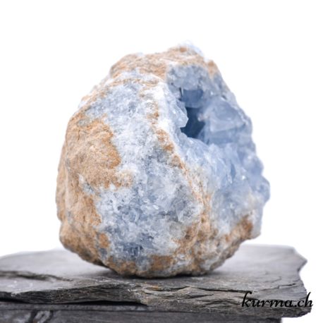 Minéraux Céléstine - N°8038.10-5 disponible dans la boutique en ligne Kûrma. Votre boutique de pierre semi-précieuse en suisse