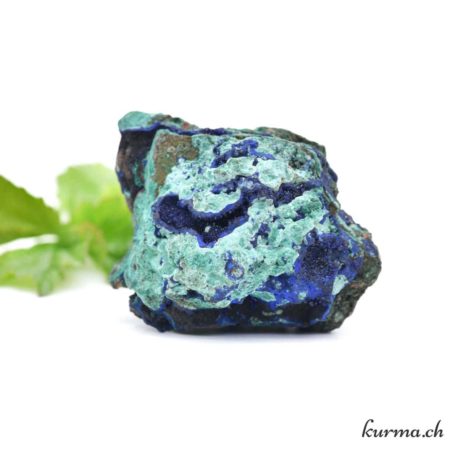 Minéraux Malachite Azurite-3 disponible dans la boutique en ligne Kûrma. Votre magasin de pierre et minéraux en suisse