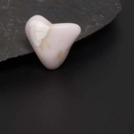 Manganocalcite en forme de coeur 3.6x3.8x1.8cm • Calcite Mangano 5092.2 32gr 3.6x3.8x1.8cm 3 boutique de pierre suisse
