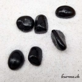 Tourmaline Noire - Pierre roulée 3.5cm à 4.5cm - N°5082.1 • Tourmaline noire Pierre roulee 5082 04 Tourmaline Noire – Pierre roulée 3.5cm à 4.5cm – N°5082.1