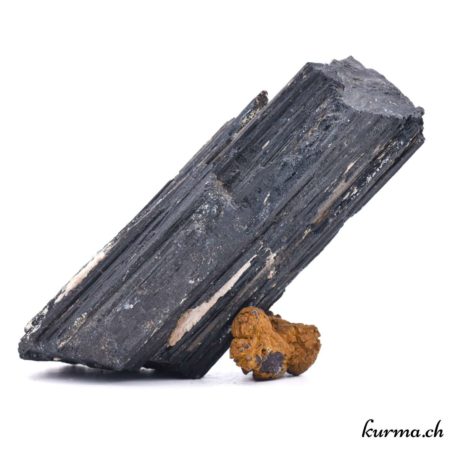 Acheter Menhir Tourmaline unique - Nº5202.7-6 dans la boutique en ligne Kûrma. Spécialisé dans des pierres de qualité directement importer depuis les artisans lapidaires.