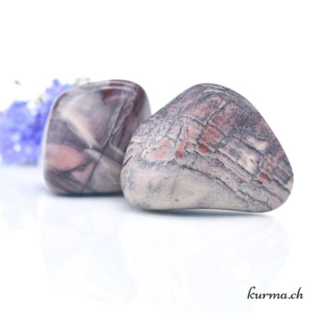 Pierre Roulée Tiffany Stone XL-2 disponible dans la boutique en ligne Kûrma. Votre magasin de pierre et minéraux en suisse