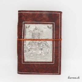 Livre en cuir - ficelle - (D) 12x17x1,5cm - Éléphant - N°3246.1 • Livre en cuir Metal 12x17x2cm 3246.1 1 carnet avec éléphant
