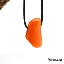 Agate abricot - Pendentif en pierre percée - N°7230.3 • corneline pendentif en pierre 7230.3.1 Pendentif en Agate abricot