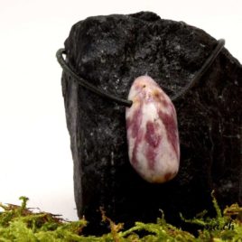 Tourmaline rose sur Quartz - Pendentif en pierre percée - N°8713.1 • Tourmaline rose pendentif 8713.1 2 Pendentif en Tourmaline rose sur quartz