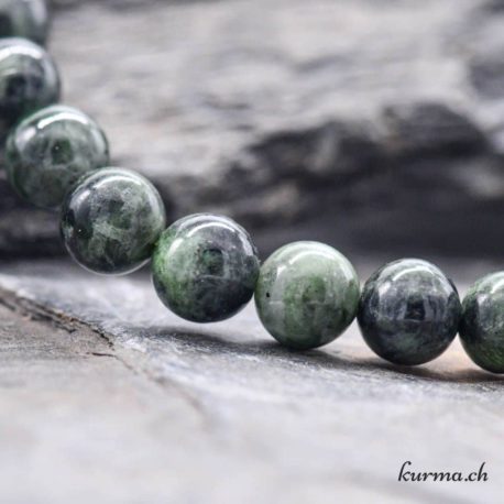 Bracelet Diopside 6mm - N°9056-2 disponible dans la boutique en ligne Kûrma. Votre magasin de pierre et minéraux en suisse