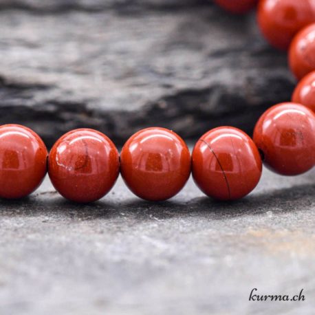 Bracelet Jaspe Rouge 8.5mm - N°8921-3 disponible dans la boutique en ligne Kûrma. Votre magasin de pierre et minéraux en suisse