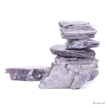 Acheter Lépidolite fin 5-6cm M - N°16917.5-2 dans la boutique en ligne Kûrma. Magasin suisse de pierre de qualité.