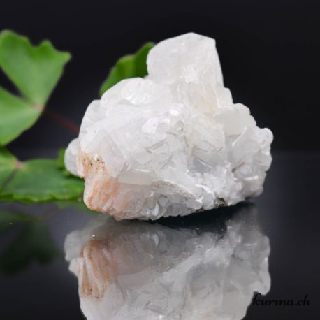 Minéraux Apophyllite Blanche et Stilbite- Nº14782-41 disponible dans la boutique en ligne Kûrma. Votre magasin de pierre et minéraux en suisse