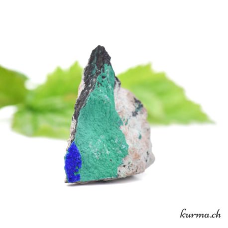 Minéraux Malachite Azurite-30 disponible dans la boutique en ligne Kûrma. Votre magasin de pierre et minéraux en suisse