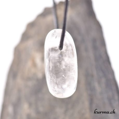 Pendentif Cristal de Roche - N°7986.7-2 disponible dans la boutique en ligne Kûrma. Votre Magasin de lithothérapie Suisse en ligne.