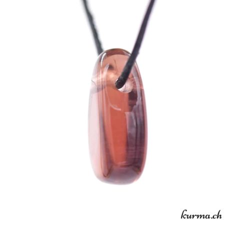 Pendentif Fluorite Brune - N°10266.6-2 disponible dans la boutique en ligne Kûrma. Votre Magasin de lithothérapie Suisse en ligne.