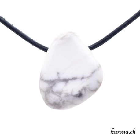 Pendentif Magnésite Blanc Gris - N°5819.5-1 disponible dans la boutique en ligne Kûrma. Votre Magasin de lithothérapie Suisse en ligne.