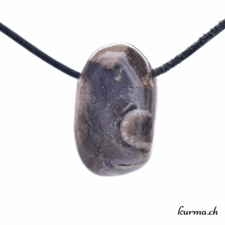 Pendentif Marbre Fossile - N°10514.3-3 disponible dans la boutique en ligne Kûrma. Votre Magasin de lithothérapie Suisse en ligne.