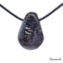 Nuummite bijou en pierre percée – N°10535.4