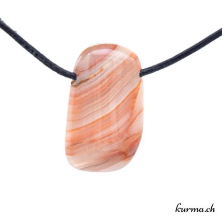 Pendentif Onyx Marbrée - N°8476.4-1 disponible dans la boutique en ligne Kûrma. Votre Magasin de lithothérapie Suisse en ligne.