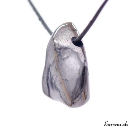 Pendentif Shungite - N°8486.3-2 disponible dans la boutique en ligne Kûrma. Votre magasin de pendentif en pierre naturels suisse