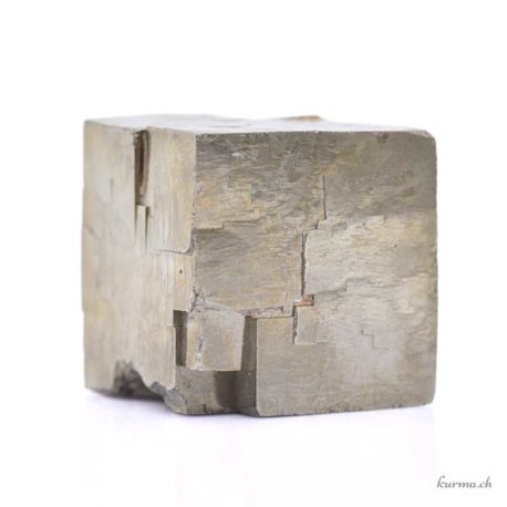 Acheter Pyrite Cube - N°8011.1-3 dans la boutique en ligne Kûrma. Magasin suisse de pierre de qualité.