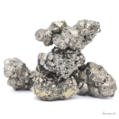 Acheter Pyrite Nodule L- N°5580.6-3 dans la boutique en ligne Kûrma. Magasin suisse de pierre de qualité.