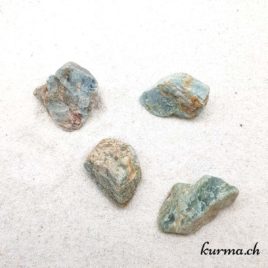Aigue Marine - Pierre brute de poche – 3.5 à 4.5cm – N°6905 • Aigue Marine Pierre brute de poche 6905 bis1 Aigue Marine – Pierre brute de poche – 3.5 à 4.5cm – N°6905
