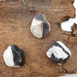 Sardonyx - Pierre brute de poche – 3.5 à 4.5cm – N°7883 • SArdonix Pierre brute de poche 7883 2 Sardonyx – Pierre brute de poche – 3.5 à 4.5cm – N°7883