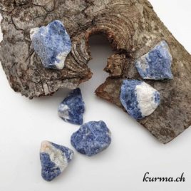 Sodalite - Pierre brute de poche – 3 à 3.5cm – N°6906.1 • Sodalite Pierre brute de poche 6906 1 Sodalite brute
