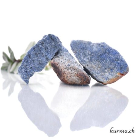 Pierre brut Dumortiérite M - Nº7456.5-3 disponible dans la boutique en ligne Kûrma. Votre magasin de pierre et minéraux en suisse