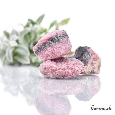 Pierre brut Rhodonite S - Nº8393.4-1 disponible dans la boutique en ligne Kûrma. Votre magasin de pierre et minéraux en suisse