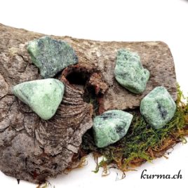 Zoïzite - Pierre brute de poche – 3.5 à 4.5cm – N°6904 • zoizite pierre brute de poche 6904 1 1 Zoïzite brute