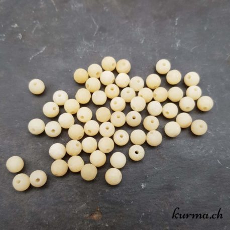 Vente en gros et aux particuliers de perles en pierre semi-précieuse dans la boutique en ligne Kûrma. Un large choix de perles de qualité livré rapidement dans toutes la Suisse, en France, Belgique et en Allemagne.