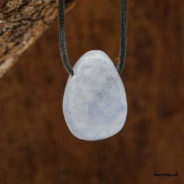 Calcite bleue - Bijoux en pierre percée - N°7366.3 • calcite bleu pendentif en pierre 7366.3 1 La Calcite bleue, une pierre pour dormir