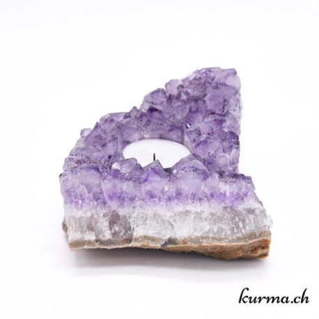 Acheter un bougoire en pierre dans la boutique en ligne Kûrma. Spécialisé dans des pierres de qualité directement importer depuis les artisans lapidaires.