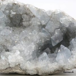 Célestine - 331gr - N°8038.6 • celestine mineral brute 8038.6 04 Céléstine brute