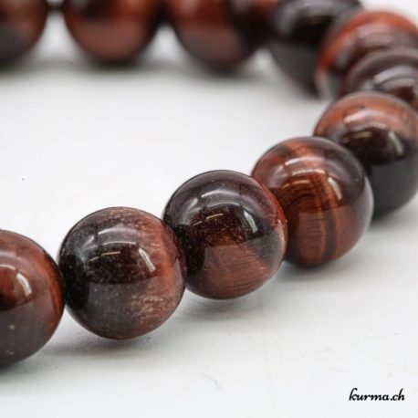 Choisis un bracelet  de perles dans la boutique en ligne Kûrma, qui est spécialisée dans des pierres de qualité directement importées depuis les artisans lapidaires. Nos pierres sont sélectionnées avec le plus haut degré d'exigence.