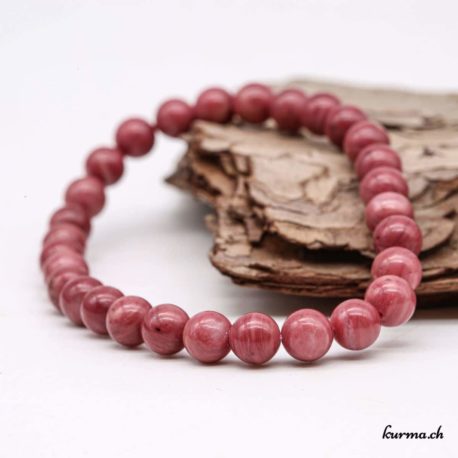 Choisis un bracelet  de perles dans la boutique en ligne Kûrma. Spécialisée dans des pierres de qualité directement importées depuis les artisans lapidaires. Sélectionnées avec le plus haut degré d'exigence.