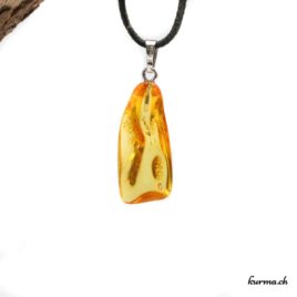 Ambre pendentif en argent - N°8788.1 • collier en ambre n°8788.1 1 Ambre pendentif en argent