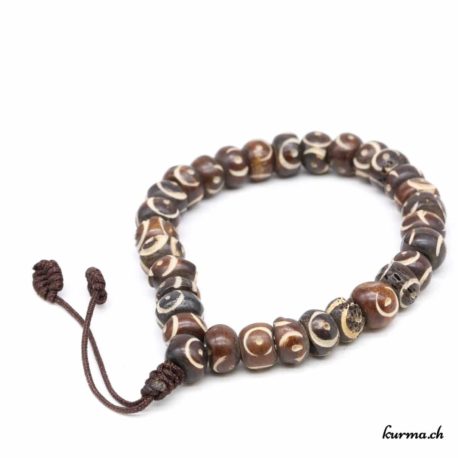Achète ton bracelet naturel d’origine végétale directement dans la boutique en ligne Kûrma. Chaque bracelet est sélectionné avec le plus grand soin. Ces bracelets t'apporteront sérénité et tranquillité.