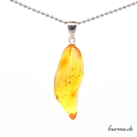 Pendentif Ambre avec boucle en Argent- Nº11613.5-1 disponible dans la boutique en ligne Kûrma. Votre magasin de pierre et minéraux en suisse