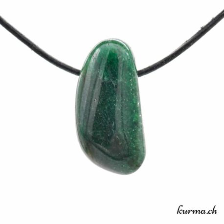 Pendentif Aventurine Verte - N°7219.3-3 disponible dans la boutique en ligne. Kûrma ta boutique Suisse de pendentifs en pierre naturelles.