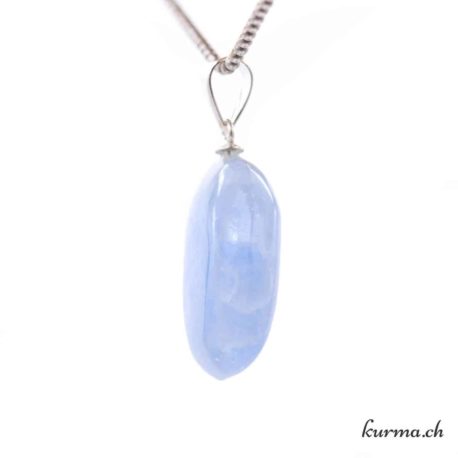 Pendentif Calcite Bleue - avec boucle en argent - N°8841.10-2 disponible dans la boutique en ligne Kûrma. Votre magasin de pierre et minéraux en suisse
