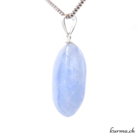 Pendentif Calcite Bleue - avec boucle en argent - N°8841.9-2 disponible dans la boutique en ligne Kûrma. Votre magasin de pierre et minéraux en suisse