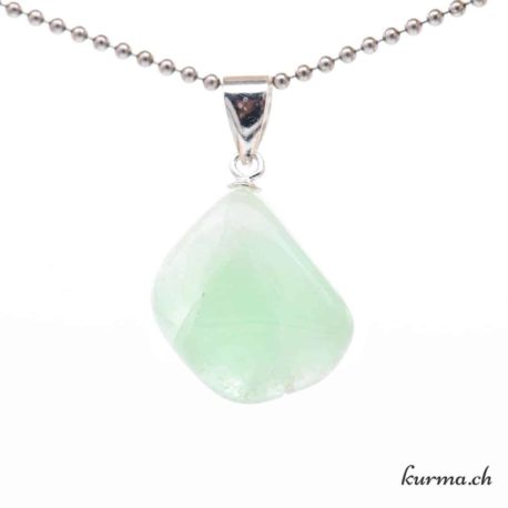 Pendentif Calcite Verte - avec boucle en argent - N°11638.4-3 disponible dans la boutique en ligne Kûrma. Votre magasin de pierre et minéraux en suisse