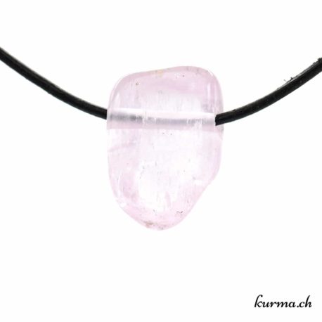 Pendentif Kunzite - N°8717.3-3 disponible dans la boutique en ligne. Kûrma ta boutique Suisse de pendentifs en pierre naturelles.